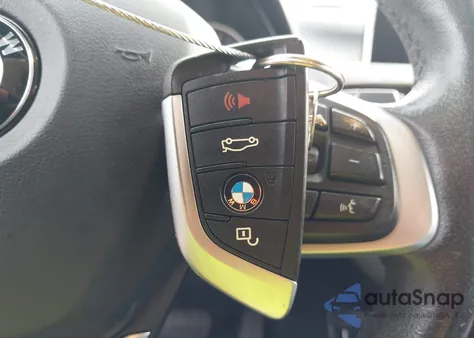 2016 BMW X1 xDrive28I z USA, uszkodzony, nr VIN WBXHT3C38GP885280